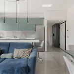 Guesthost - Modern Mm3 Corvetto * Milão
